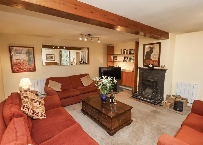 1 The Old Methodist Chapel